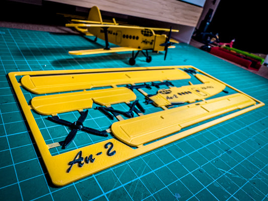 Yellow Airplane Hobby Set – Parts Come to Life with You